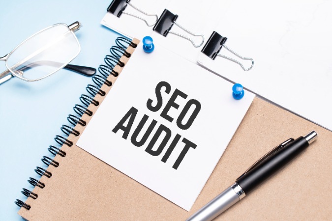 detailed seo audit and competitor keyword analysis