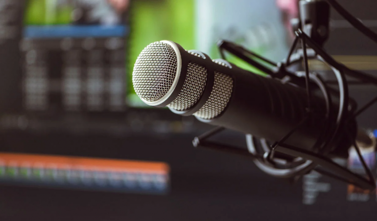 5 Proven Podcasting Tips to Help You Achieve Success