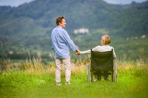 Heartwarming photo of a senior couple in nature